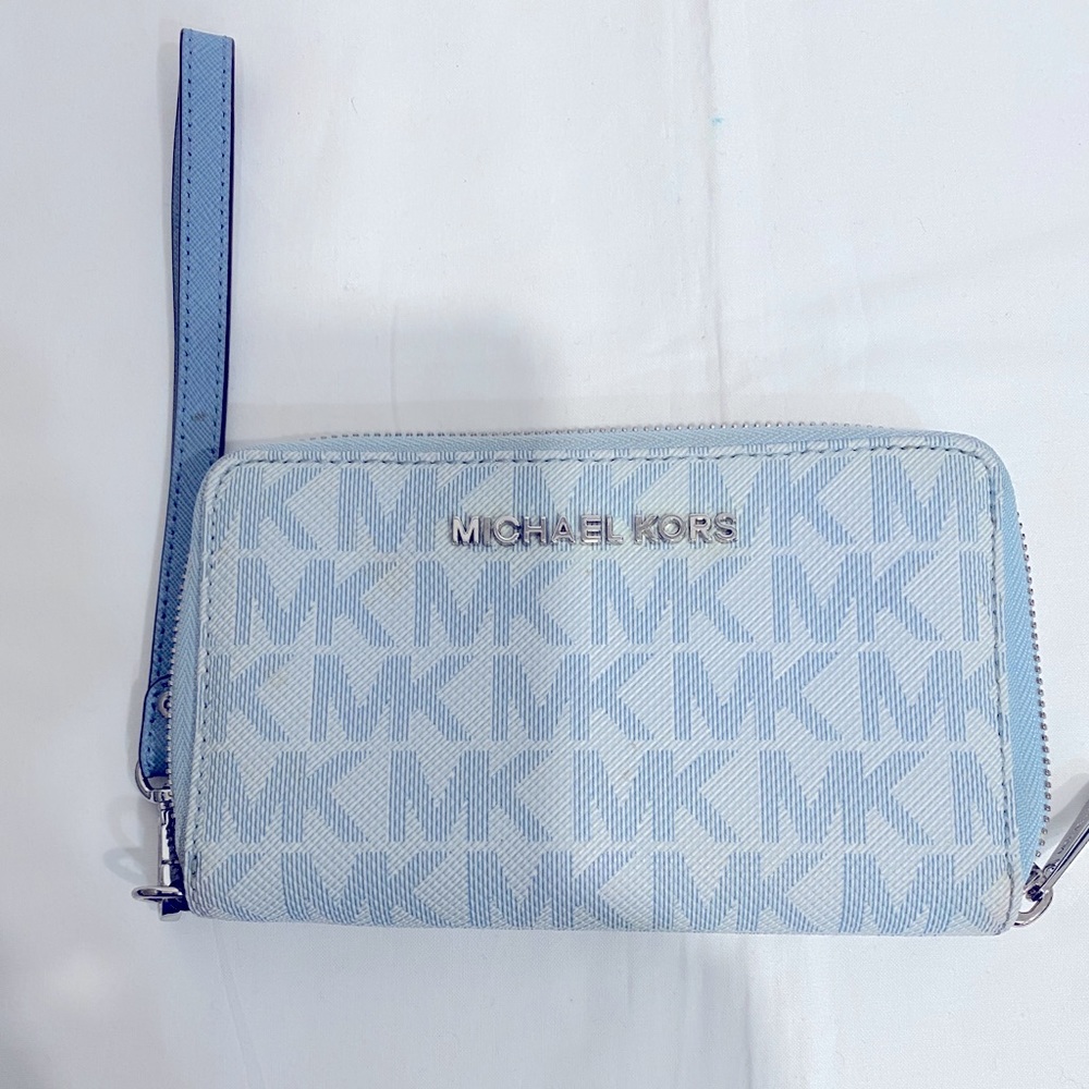 Michael Kors Wristlet